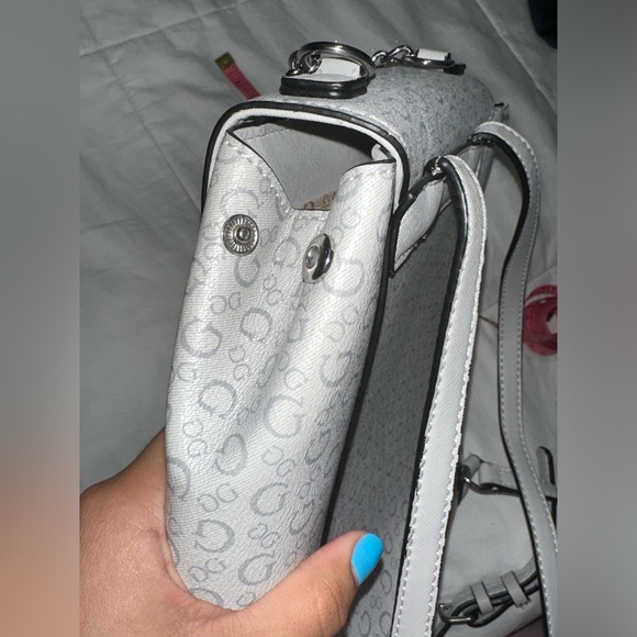 Gray Guess book bag - Picture 6 of 7